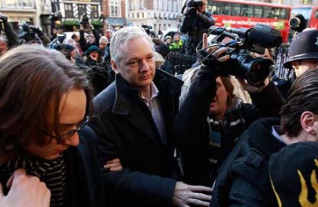 Assange Asilado.jpg