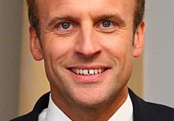 Macron.jpg