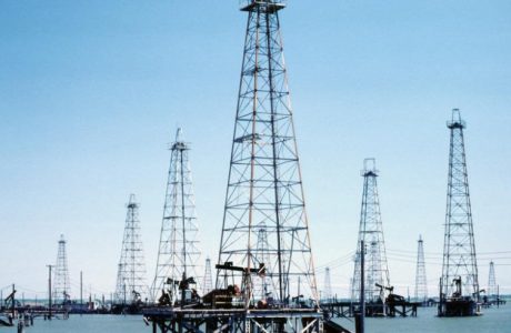 exploracion-de-petroleo-en-el-mar.jpg
