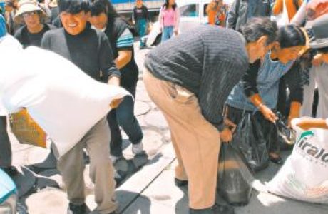 la razon 40 de febrero.jpg