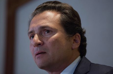 El exdirector de Pemex Emilio Lozoya acusado de corrupción.