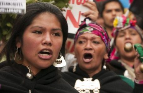 mujeres-mapuche-400x269.jpg