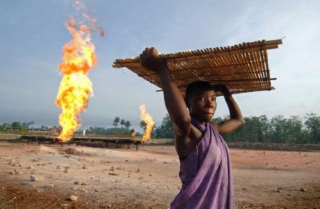 petroleo pobreza.jpg