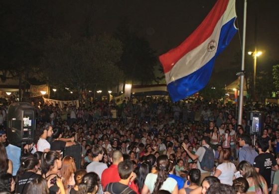una_paraguay_4.jpg