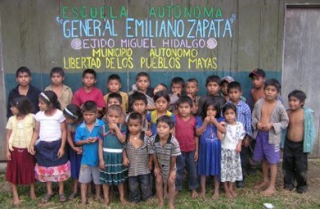 zapatismo-escuela-autc3b3noma.jpg